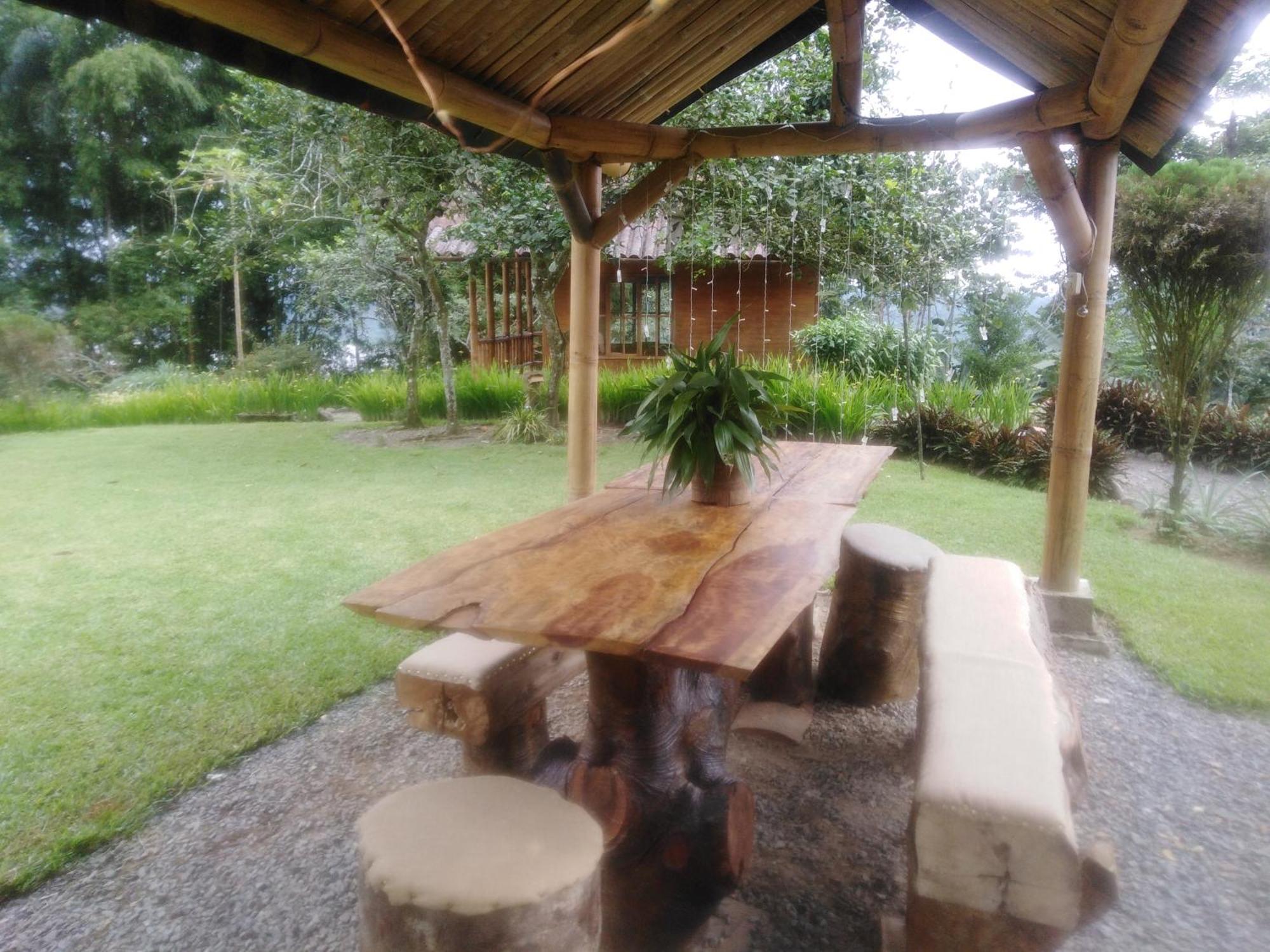 Estancia La Colina Santo Domingo de los Colorados Δωμάτιο φωτογραφία