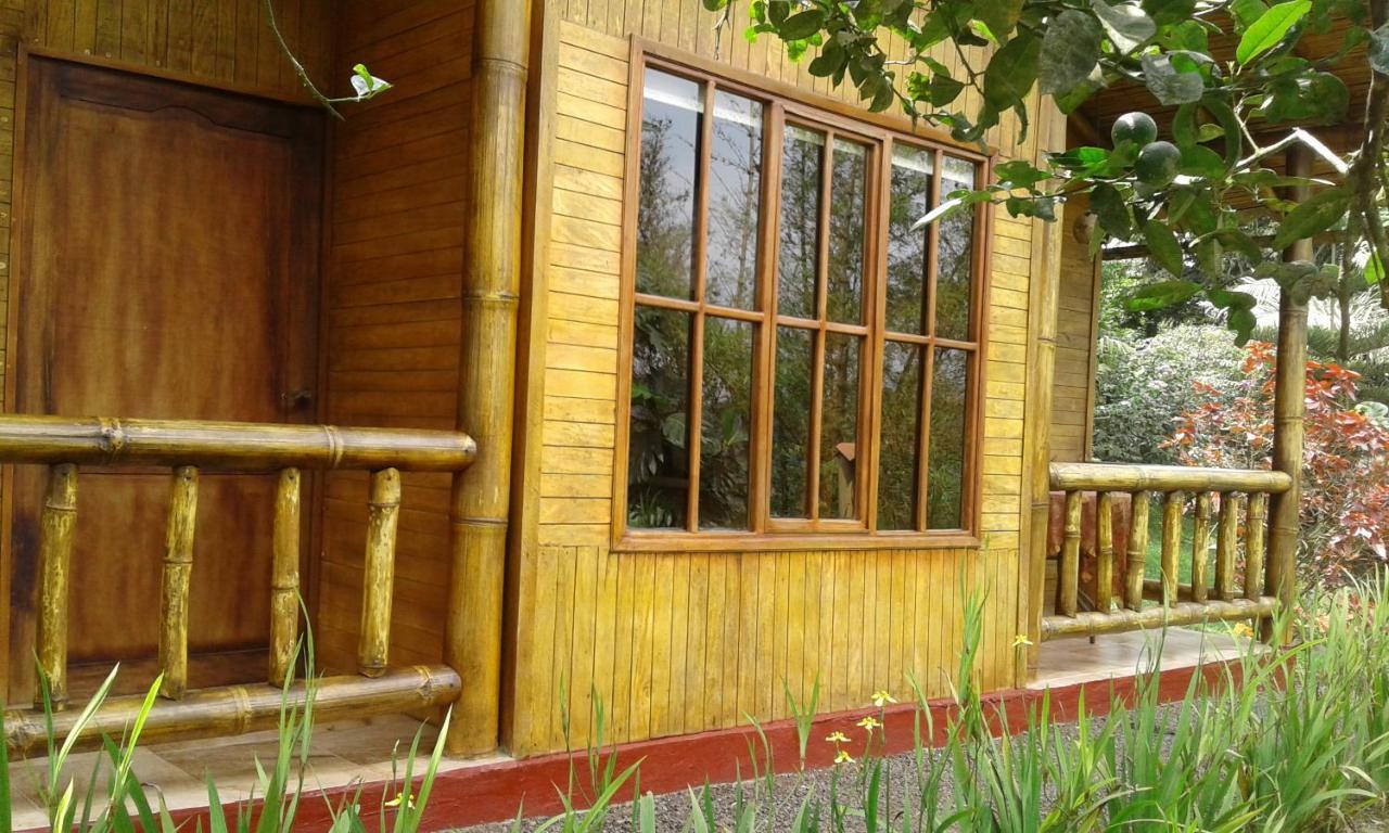 Estancia La Colina Santo Domingo de los Colorados Εξωτερικό φωτογραφία